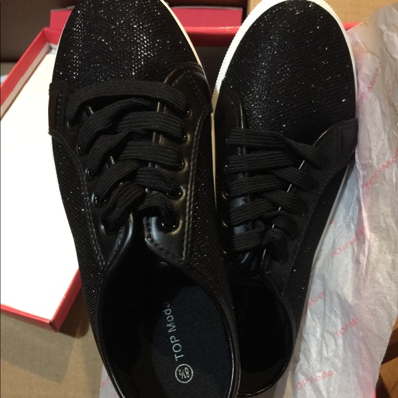 Glittery black shoes - Picture 2 of 3